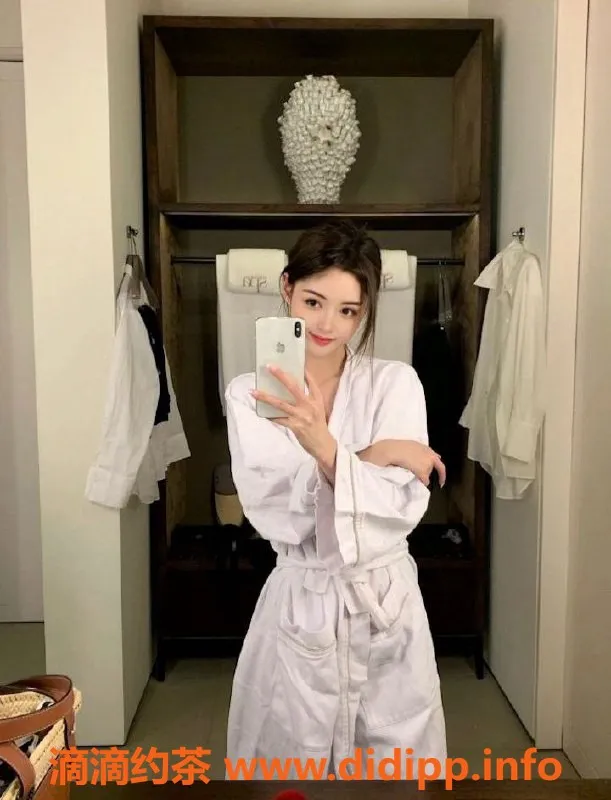 昆明楼凤-盘龙区小甜心，颜值与服务俱佳！