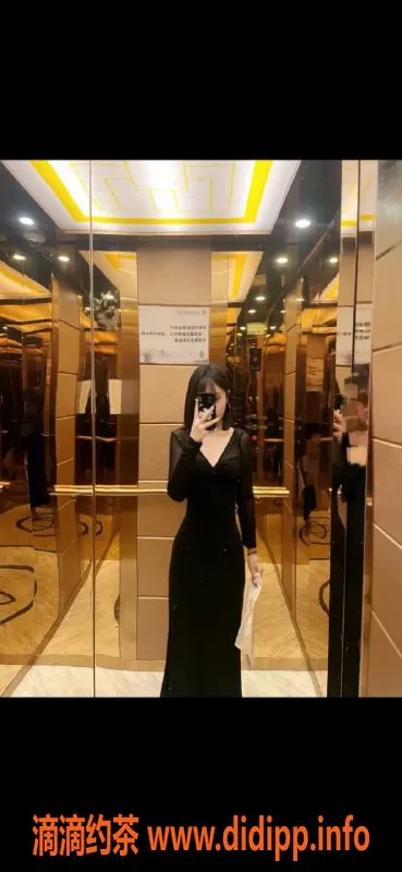 成都楼凤-成都嫩妹佳佳，160cm，90斤，500元一次