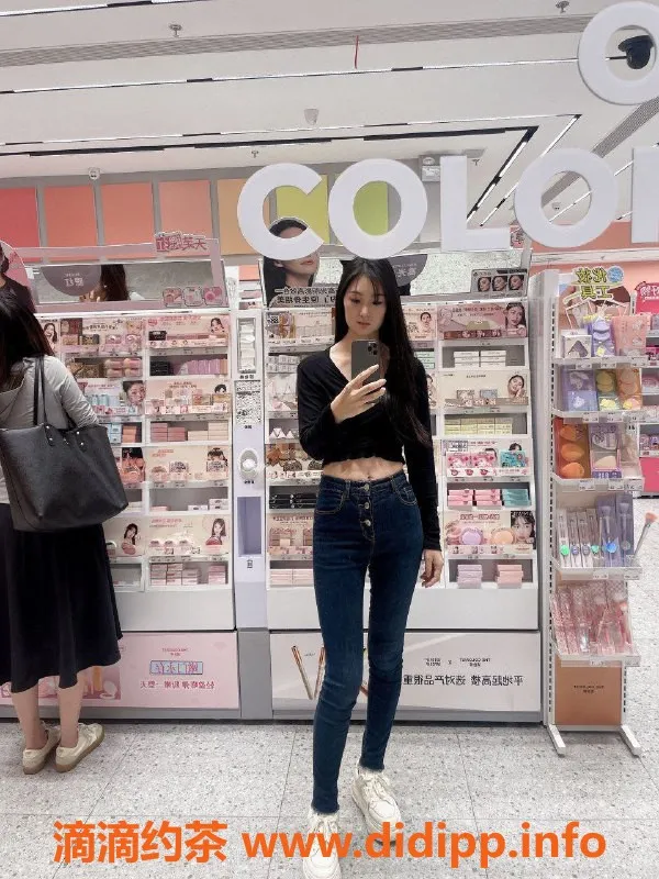 深圳楼凤资源信息,宝安林芝，视频认证，700p等你来体验！