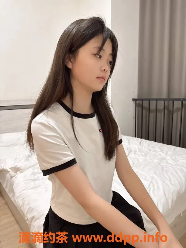 成都楼凤-成华区纯纯小妹沐夕，170cm大长腿，超高爱爱体验