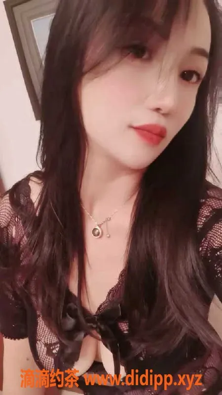 广州楼凤-广州黄埔小玖月，26岁，163cm，500一次