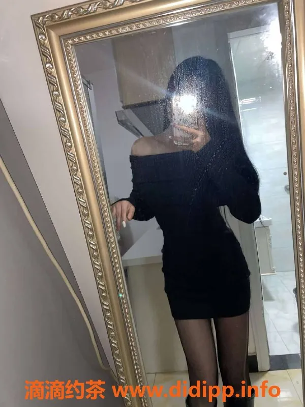 长沙楼凤-雨花区18岁小美，身高1.7米，激情服务5p