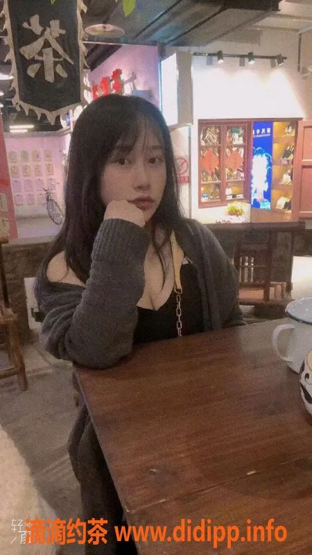 重庆楼凤-九龙坡陈嘻嘻，服务亲切，期待你的加入！