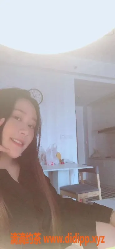 重庆楼凤-九龙坡陈嘻嘻，服务亲切，期待你的加入！