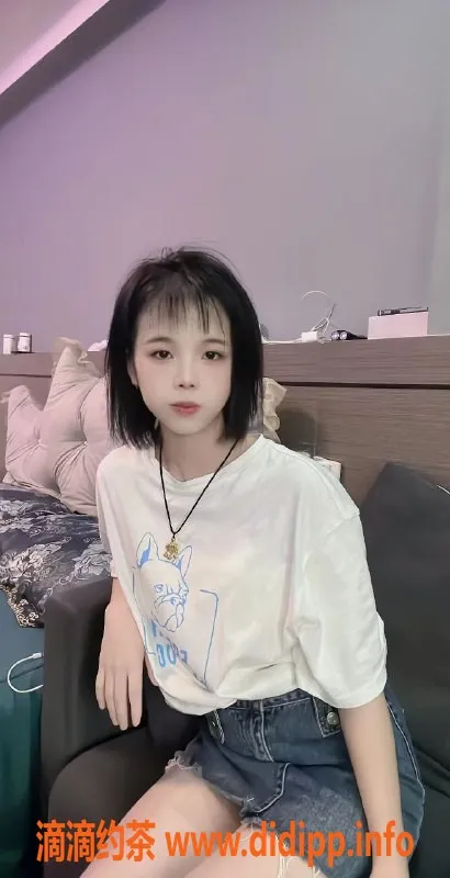 上海楼凤-闵行小萝莉兮颜，苗条身材，700P/40min