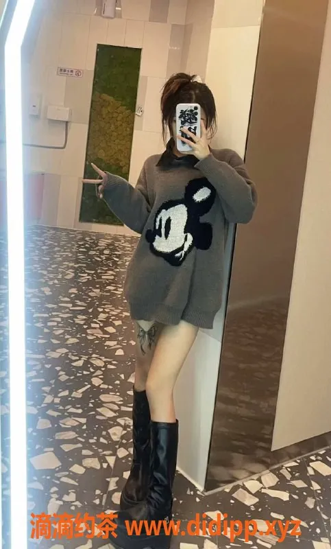 成都楼凤资源信息,成华区18岁苗条妹子，颜值9.5，服务一流