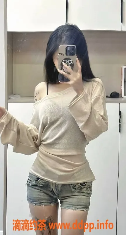 成都楼凤-成华区18岁苗条妹子，颜值9.5，服务一流