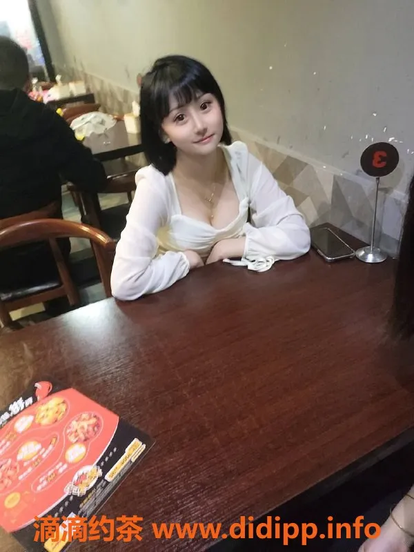 深圳楼凤-小葵，休息中，享受美好时光