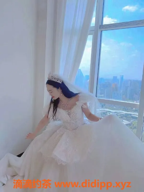 成都楼凤-成都嫩妹柠檬，23岁160cm，心动体验等你来享受