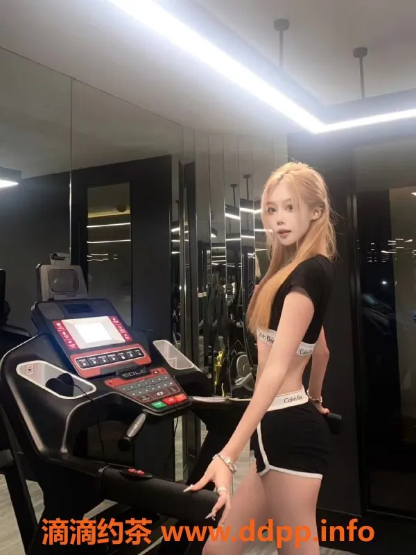 深圳楼凤-福田御姐薯片，私聊仅需P1800，品质保证