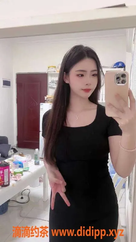 广州楼凤-白云区20岁果果，166cm 34D，体验不容错过！