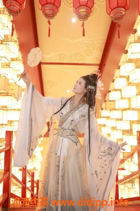 北京上门服务-朝阳十里河珞珞，魅力身材不容错过