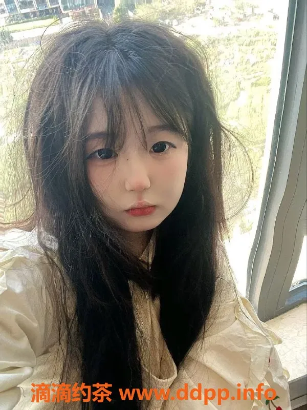 成都楼凤-成都楠楠，160cm坦克身材，性感服务400元起