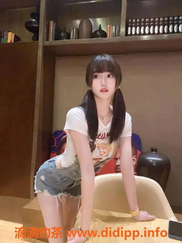 上海上门服务-上海嫩妹工作室，艺术学院姐妹花双飞服务