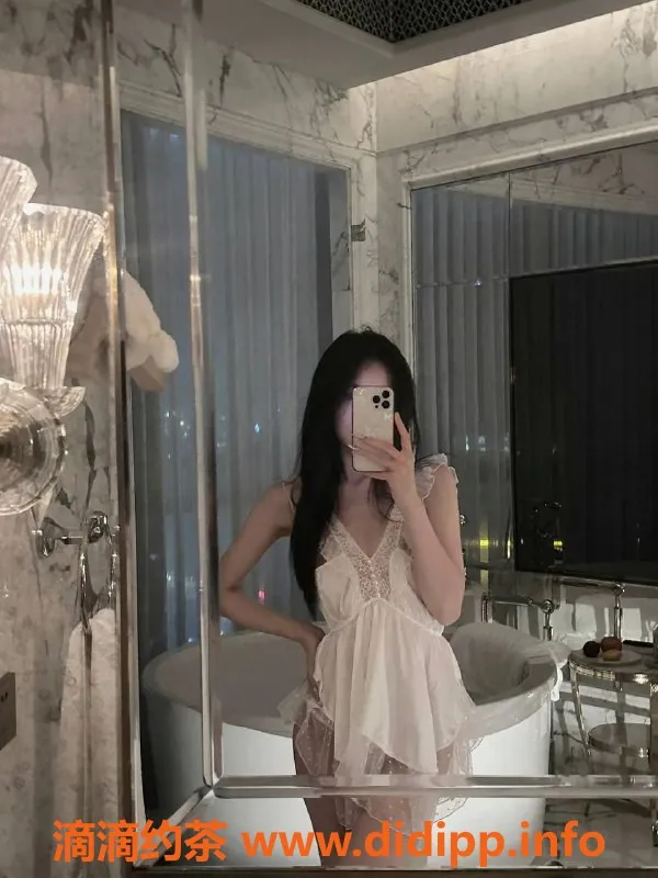 深圳楼凤-深圳福田好好吃饭，3000一小时，服务一流