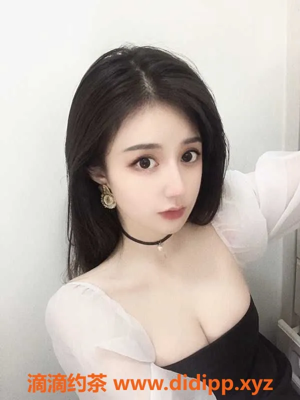 广州楼凤资源信息,天河老师新人芯宝，23岁，600元40分钟