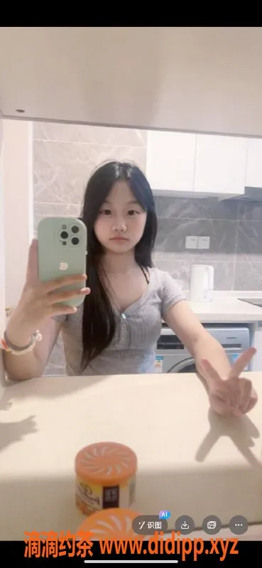 成都楼凤-成都#小芳 17岁 娇嫩匀称 500元一次服务