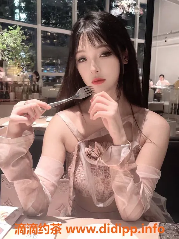 上海楼凤-静安圆圆，15p超值服务，私密亲密体验