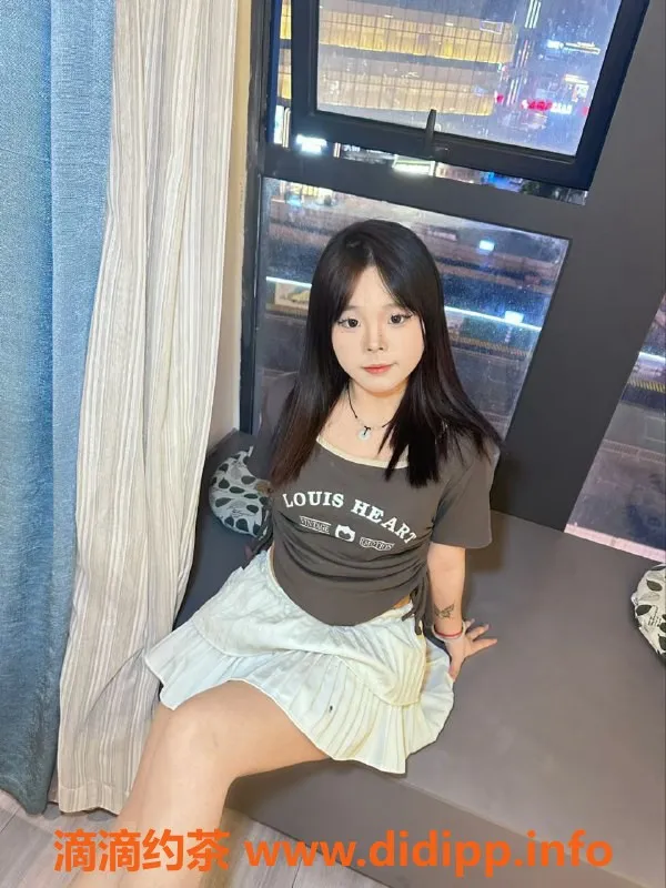 成都楼凤-成都未成年妹琪琪，155cm、96斤、性感C罩杯，包夜2500