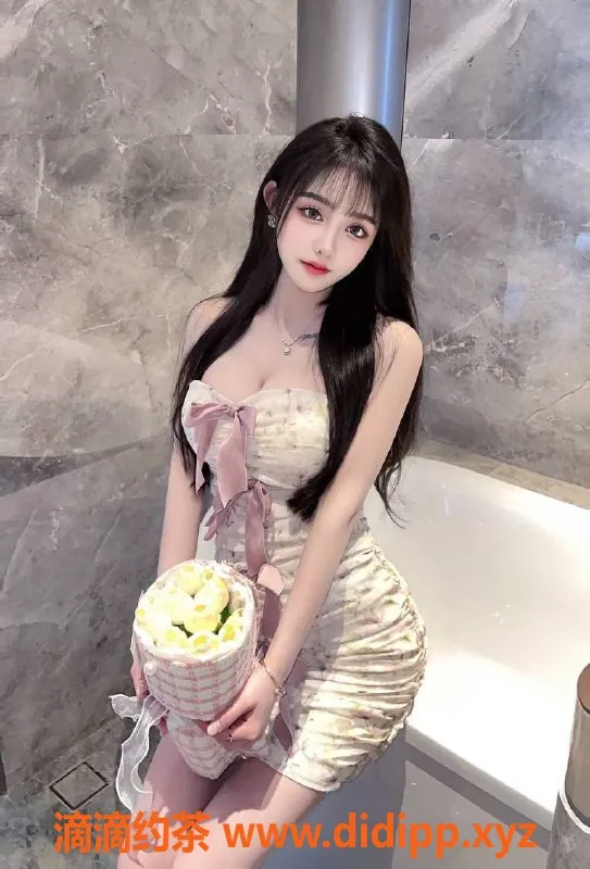 上海楼凤-闵行月亮老师福利特惠，原价1800现1600