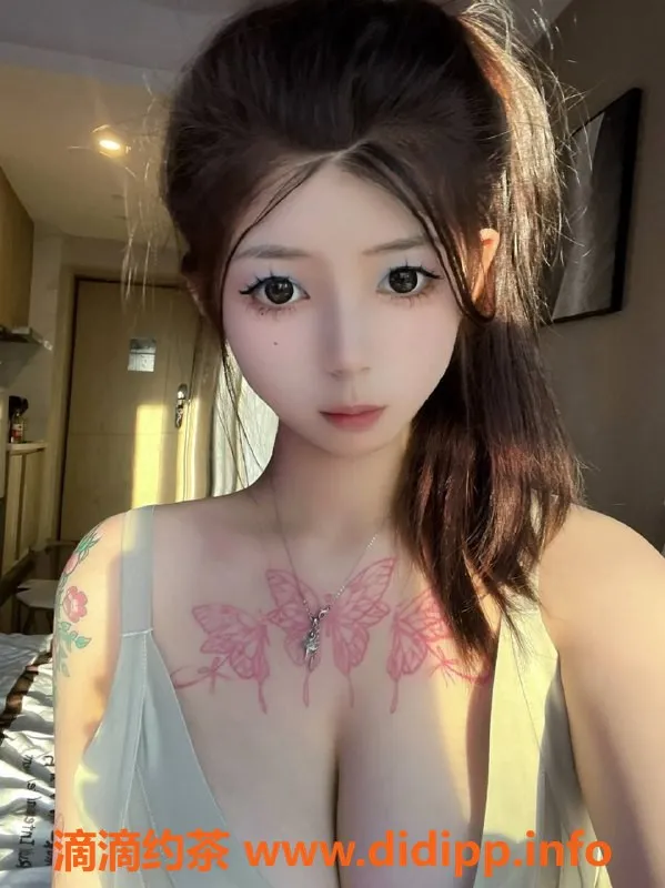 深圳楼凤资源信息,福田嫩妹姜娜，舌吻与大胸尽享体验