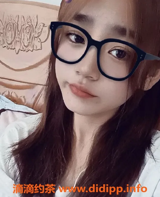 成都楼凤资源信息,成华区小馨馨，170大长腿，女友感超强