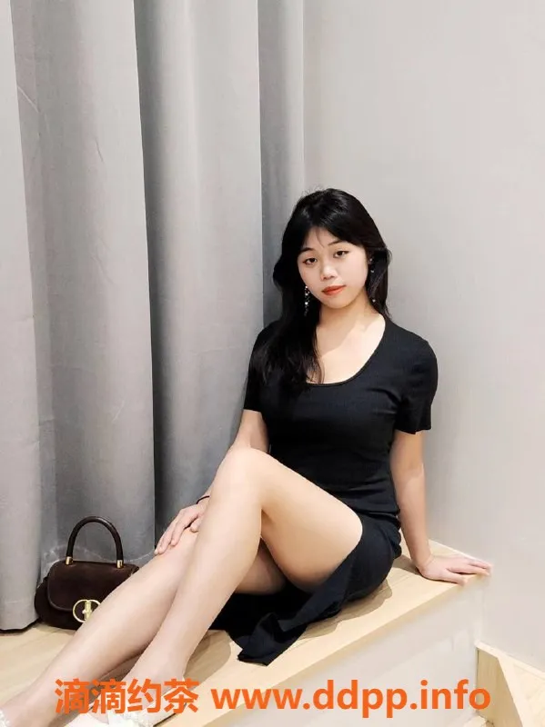 长沙楼凤-雨花区小婷，20岁，身高163cm，热情服务仅需6P