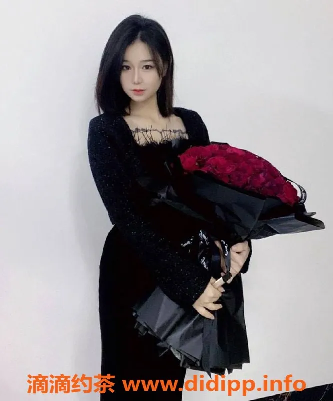 上海楼凤-普陀福利拍卖：欧欧老师，原价900P现600P