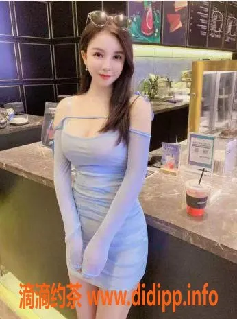 广州楼凤-广州天河极品老师水蜜桃，25岁，胸围36D