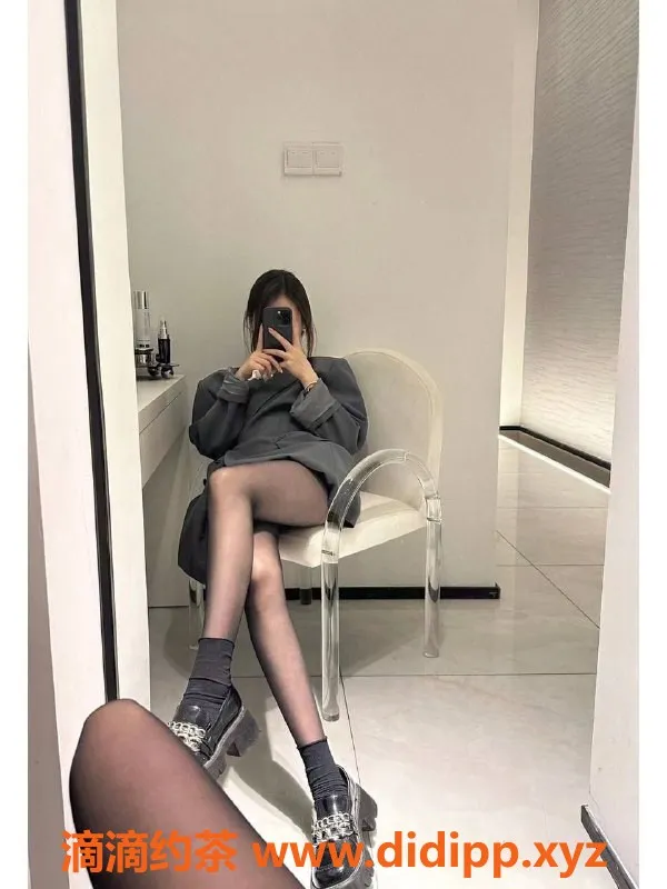 杭州楼凤-萧山区阿渔，身高165cm，25岁模特服务