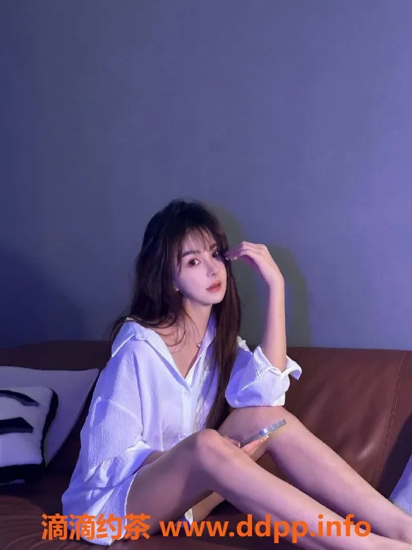 杭州上门服务-19岁甜柚，165cm，46kg，诱惑服务全包