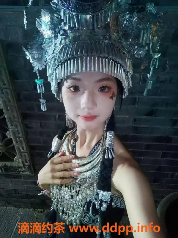 成都楼凤-成都欣月，160身高，95体重，800元一次