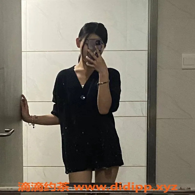 上海楼凤资源信息,静安学妹橙橙，162cm B杯，800元体验