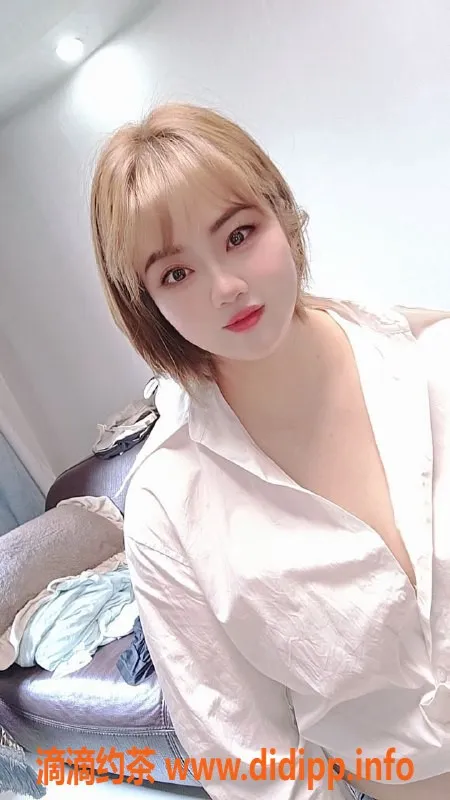 杭州楼凤资源信息,海伦拱墅区28岁E杯美女，皮肤白嫩服务超配合