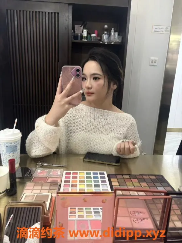 广州楼凤-黄埔旦旦，身材火辣，价格580元起