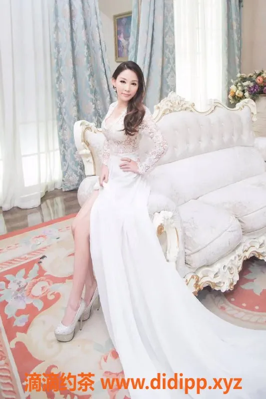 上海楼凤-浦东娜娜，165cm C杯，价格400起！