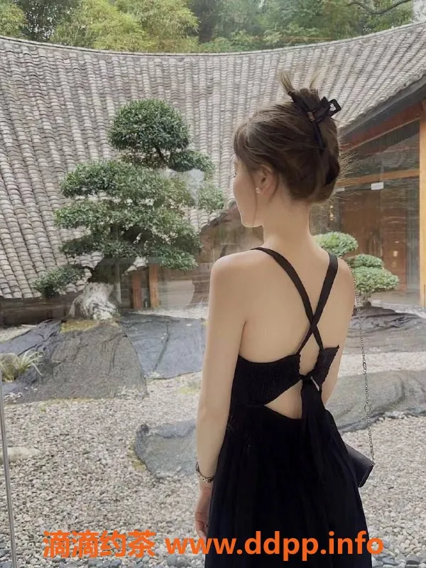 成都楼凤-绵阳小甜甜，颜值与服务兼备，超值体验