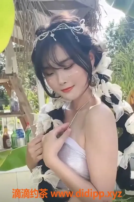 成都楼凤-天府三街欣怡，165cm，90斤，600元/小时