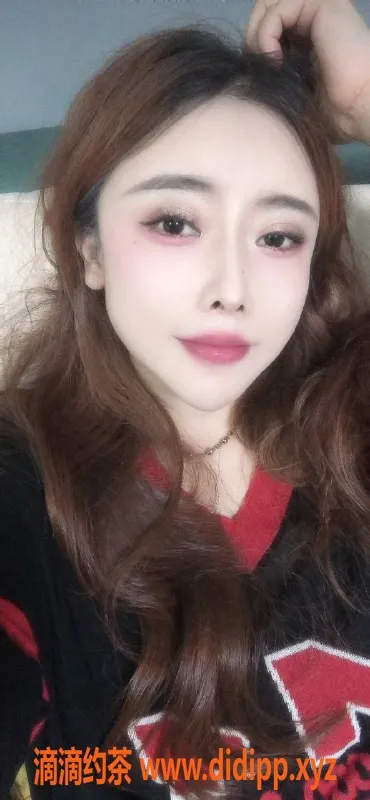 成都楼凤-华润二十四城静静，5/7的少妇，口活一流