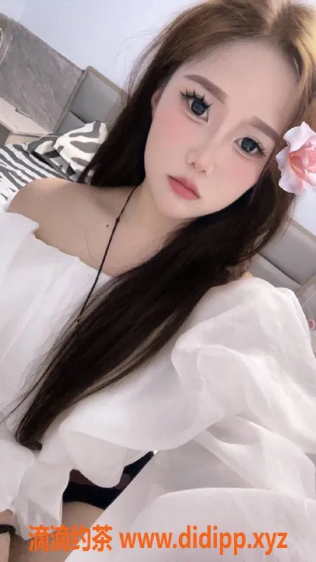 成都楼凤-成都豆豆，163身高，103体重，400元全套服务