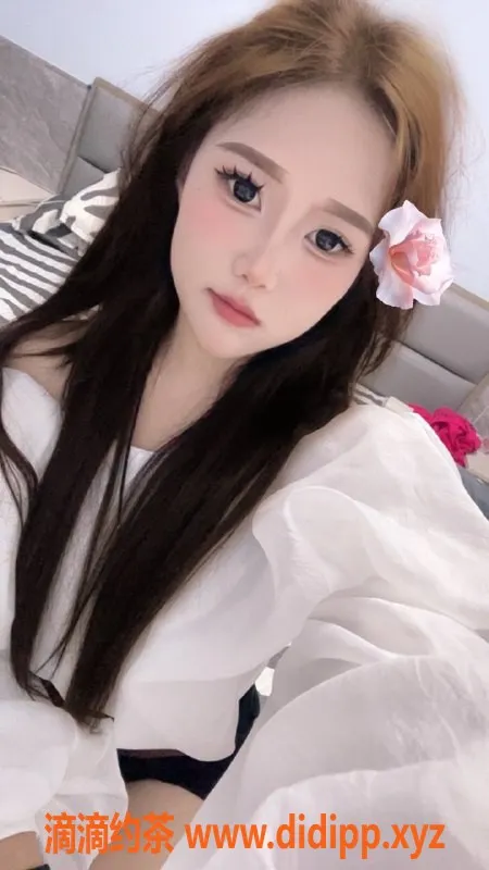 成都楼凤-成都豆豆，163身高，103体重，400元全套服务