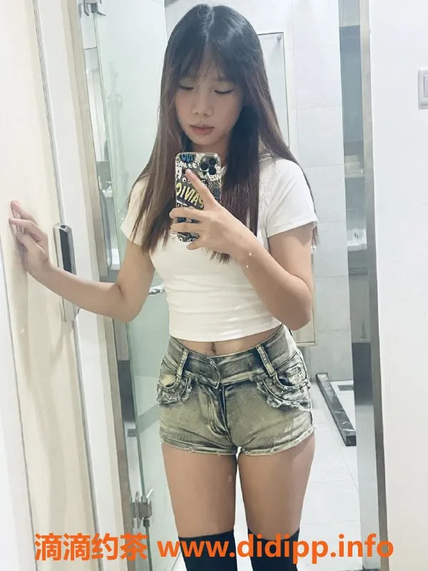 深圳楼凤-坂田诗佳 900p 1500pp 舌吻制服服务