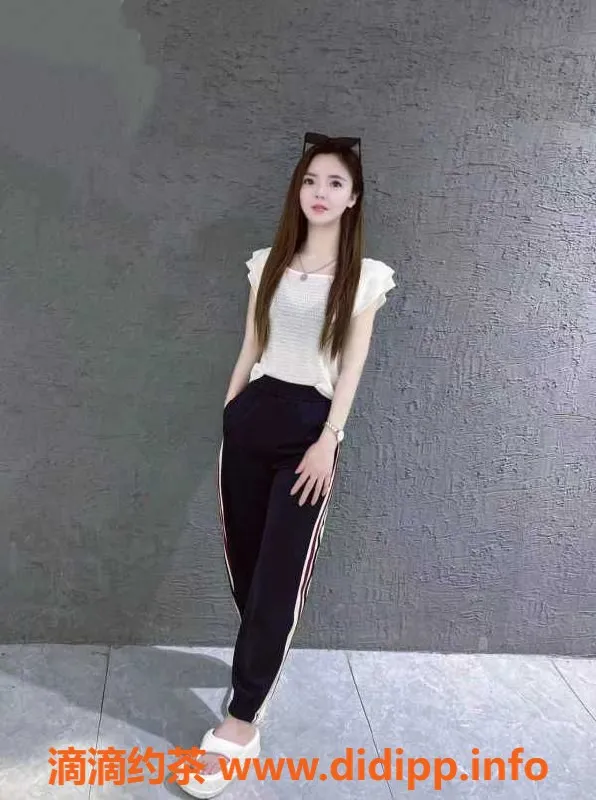 广州楼凤-海珠东晓南小骚货心悦，166cm 48kg 23岁