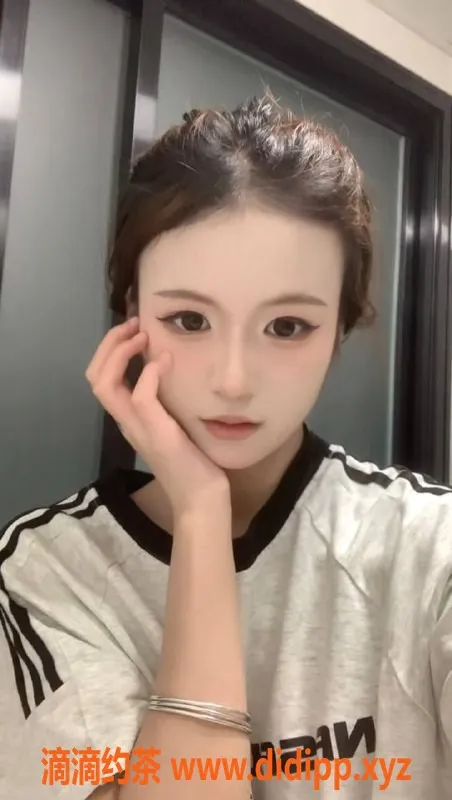 东莞楼凤-万江苹果（白虎）服务细致，价位合理