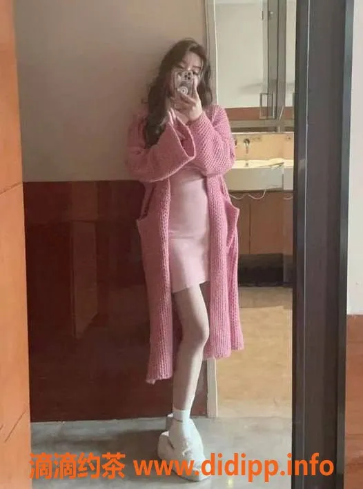 上海楼凤-普陀雨桐，原价800P现仅600P，先到先得！