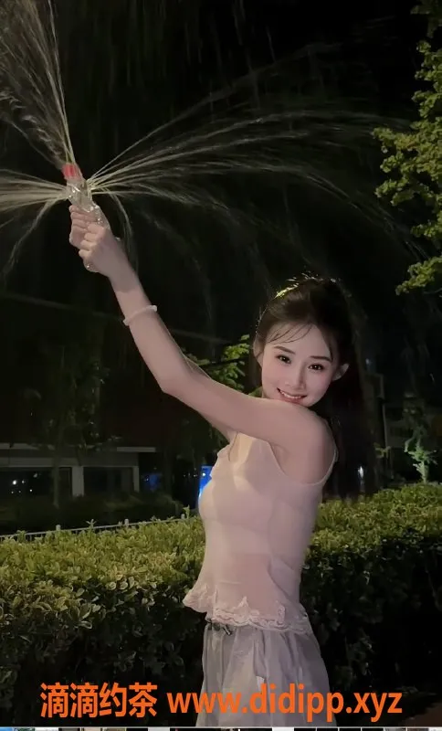 成都楼凤-牛市口小为少妇，160cm/84cm，服务超赞，仅500元起！