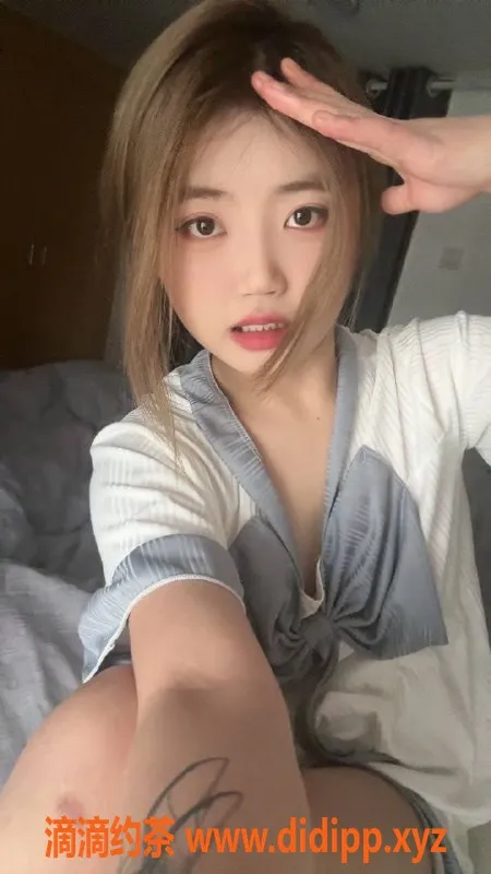 成都楼凤-成都小清柠，160身高，100体重，500元开启服务