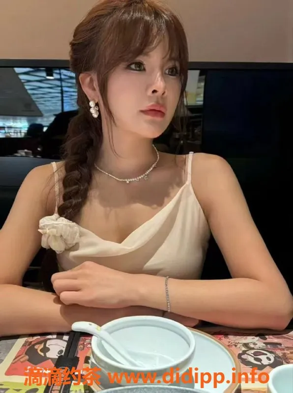 深圳楼凤资源信息,龙华晨晨，视频认证美丽体验，1200p