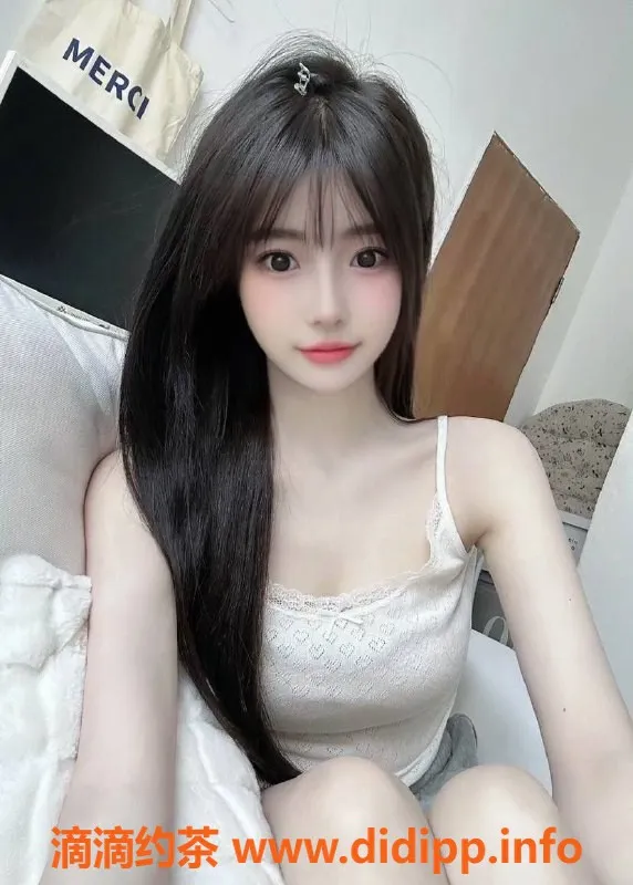 杭州楼凤-九堡嫩妹小水，舌吻69互动，快来体验！