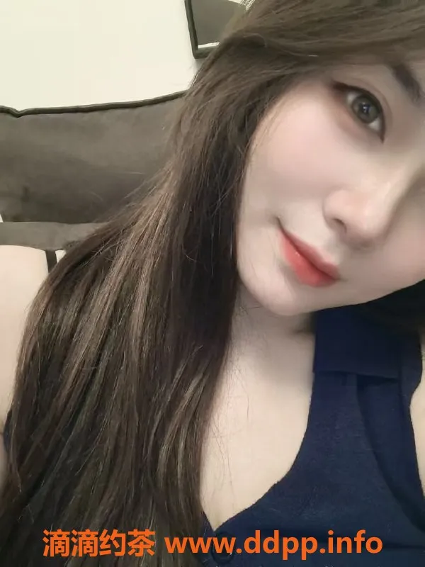 成都楼凤-成都泡泡糖，25岁巨乳少妇，400元体验服务